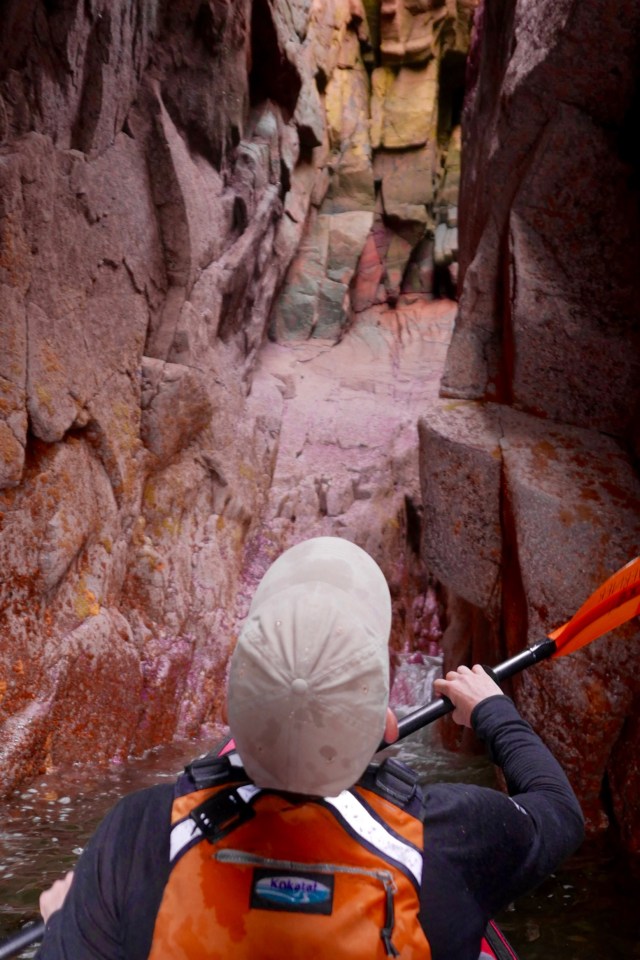 Sgeir an Aon Iomairt cave